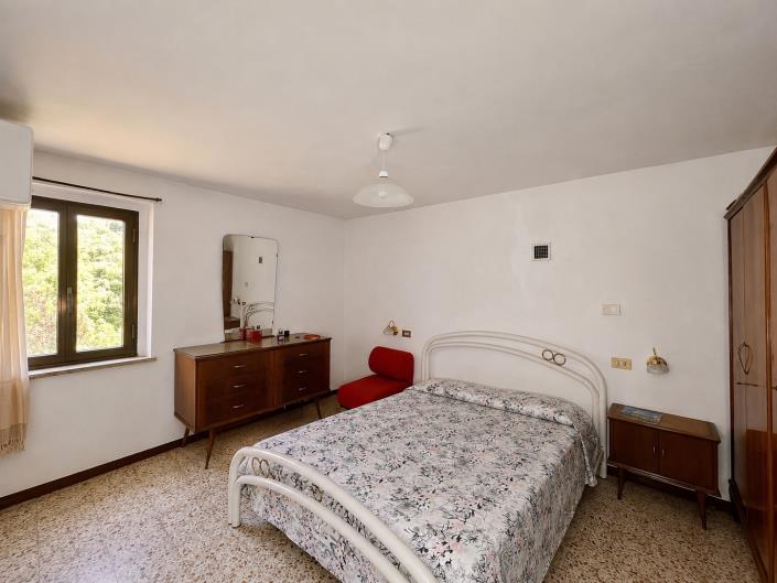 Image No.9-Casa rural con 2 dormitorios en venta