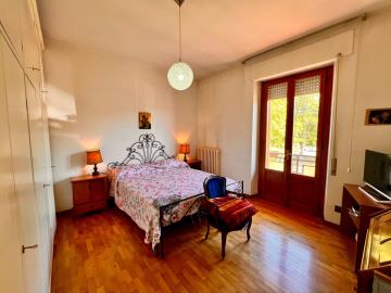 13-appartamento-del-parco-bedroom-with-balcony