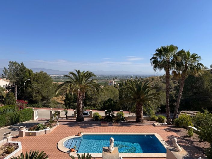 Image No.2-3 Bed Villa for sale