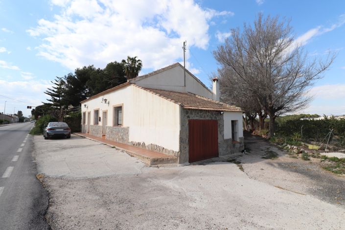 Image No.2-5 Bed Villa for sale
