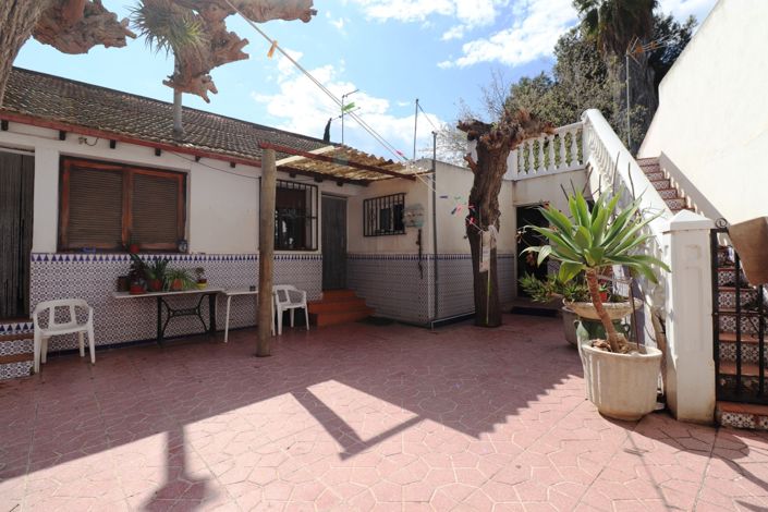 Image No.3-5 Bed Villa for sale