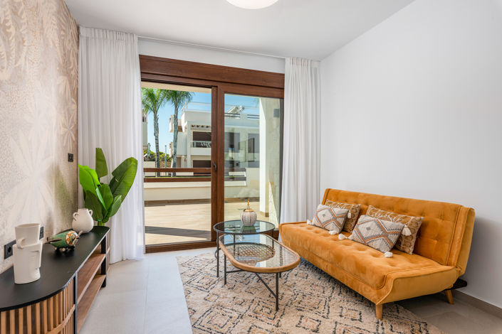 Image No.24-3 Bed Apartment for sale