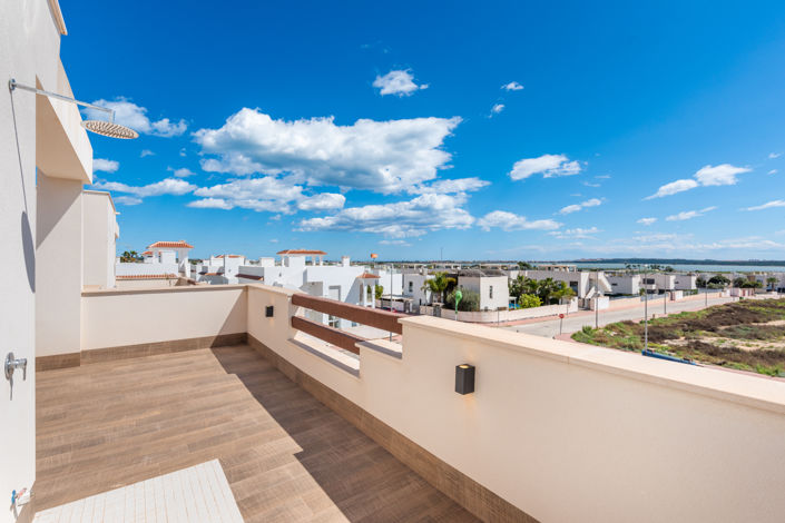 Image No.9-3 Bed Villa for sale