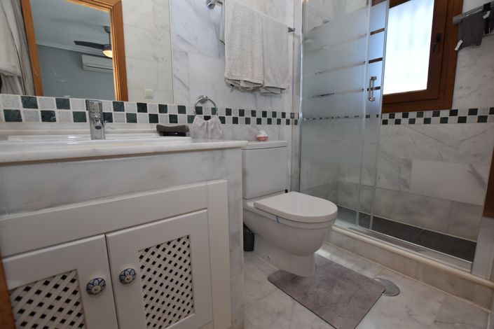 Image No.16-2 Bed Apartment for sale