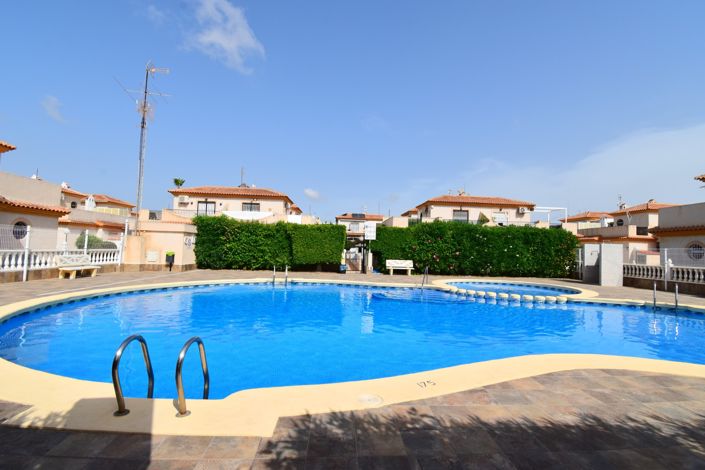 Image No.2-Propriété de 2 chambres à vendre à Orihuela Costa