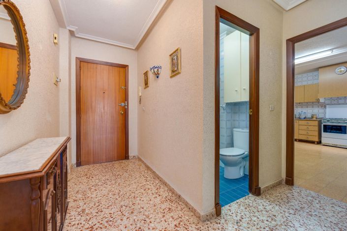 Image No.12-4 Bed Apartment for sale