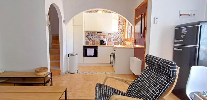 Image No.11-2 Bed House for sale