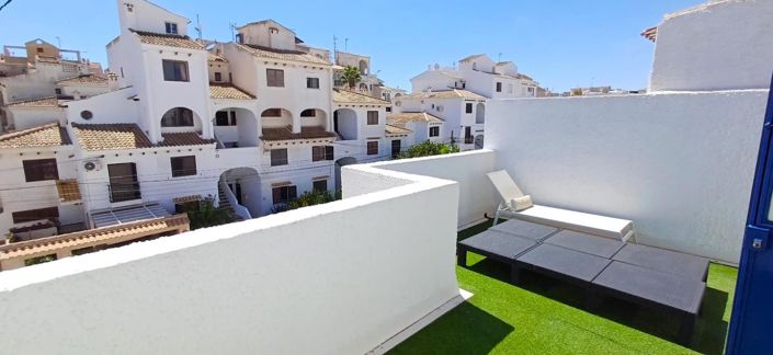 Image No.31-2 Bed House for sale