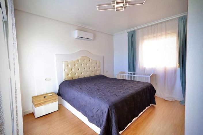 Image No.14-4 Bed Villa for sale
