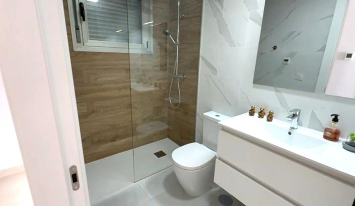 Image No.18-3 Bed Villa for sale