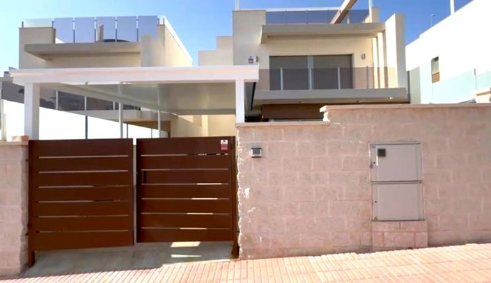Image No.4-3 Bed Villa for sale