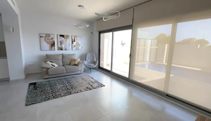 Image No.9-3 Bed Villa for sale