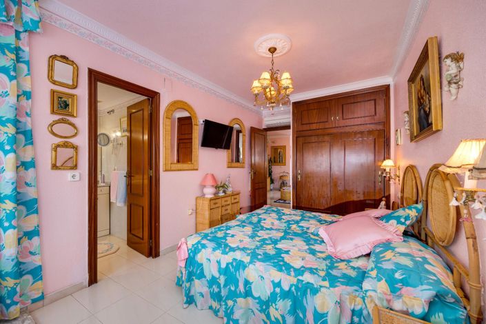 Image No.20-1 Bed Apartment for sale