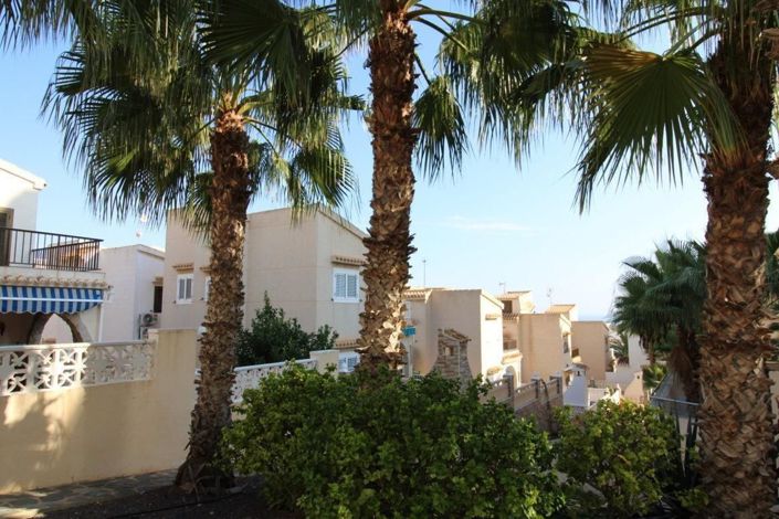 Image No.2-3 Bed House for sale
