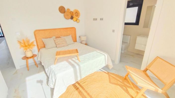 Image No.22-3 Bed Villa for sale