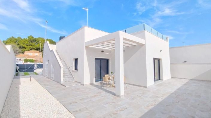 Image No.3-3 Bed Villa for sale