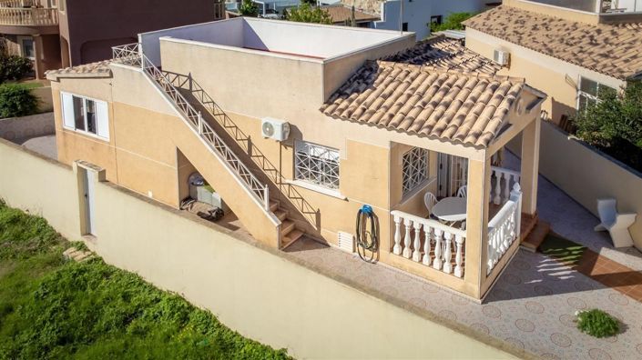 Image No.3-Villa de 2 chambres à vendre à Torrevieja