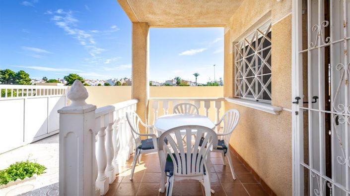 Image No.4-Villa de 2 chambres à vendre à Torrevieja