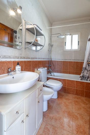 Image No.8-Villa de 2 chambres à vendre à Torrevieja
