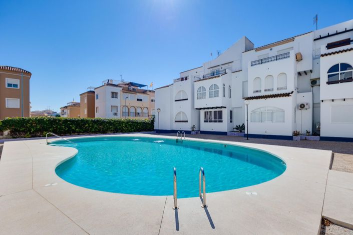 Image No.31-Appartement de 2 chambres à vendre à Torrevieja