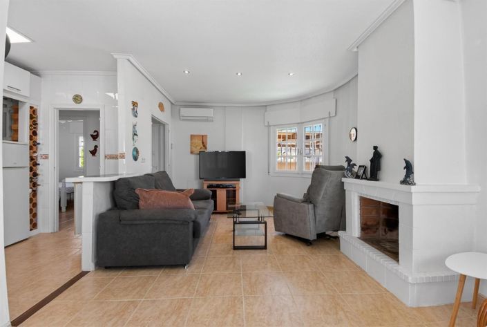 Image No.2-Villa de 3 chambres à vendre à Benijofar
