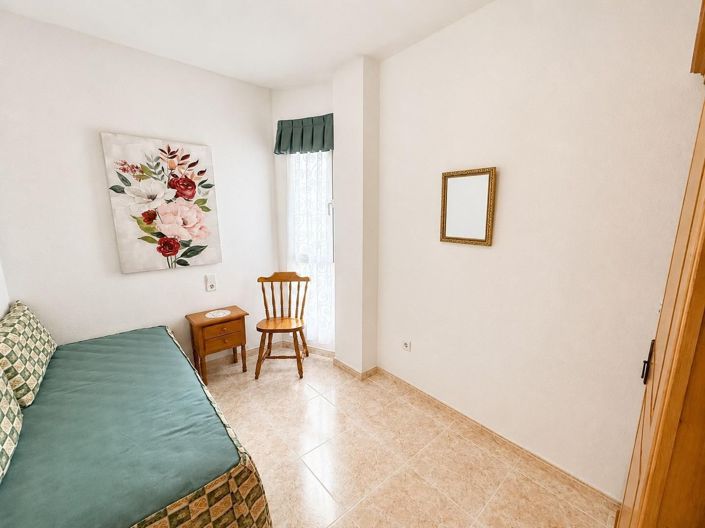 Image No.10-2 Bed Apartment for sale