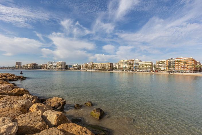 Image No.30-2 Bed Apartment for sale