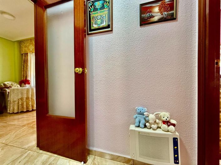 Image No.23-2 Bed Apartment for sale
