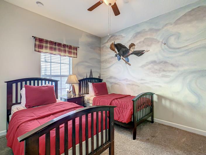 Image No.5-5 Bed Townhouse for sale