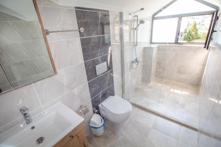 Image No.24-3 Bed Apartment for sale