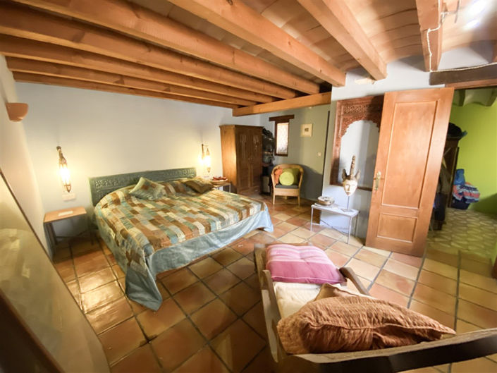 Image No.16-Propriété de 4 chambres à vendre