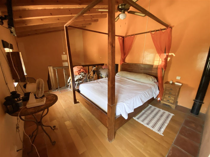 Image No.19-Propriété de 4 chambres à vendre
