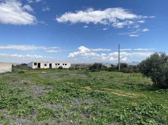 Image No.5-4 Bed Property for sale