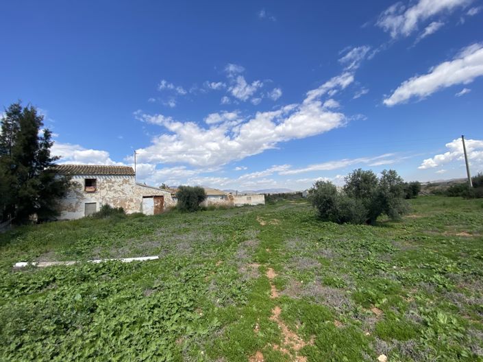 Image No.8-4 Bed Property for sale