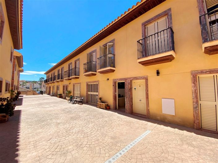 Image No.45-3 Bed Duplex for sale