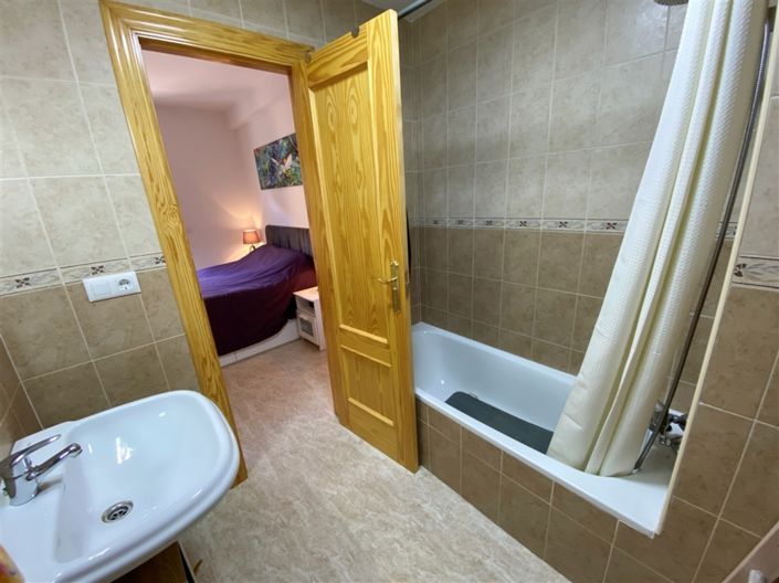 Image No.20-3 Bed Duplex for sale