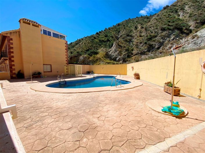 Image No.42-3 Bed Duplex for sale