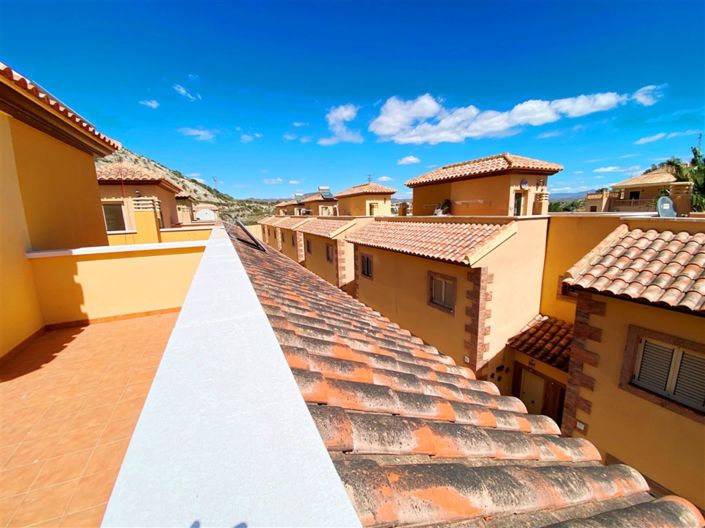Image No.40-3 Bed Duplex for sale
