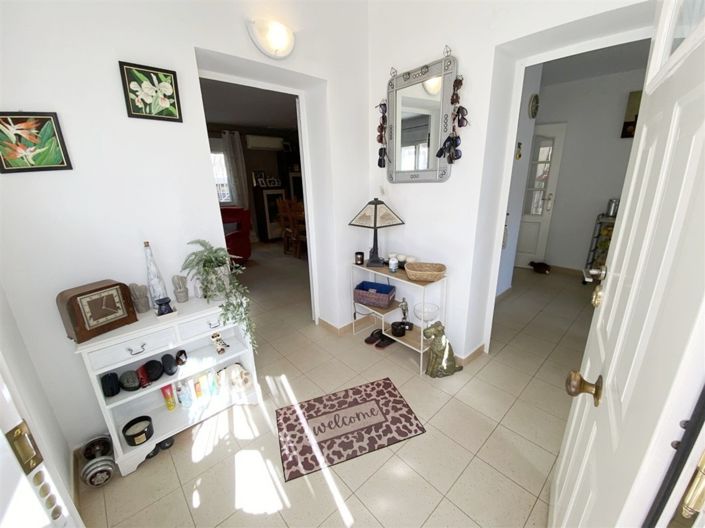 Image No.7-4 Bed Property for sale