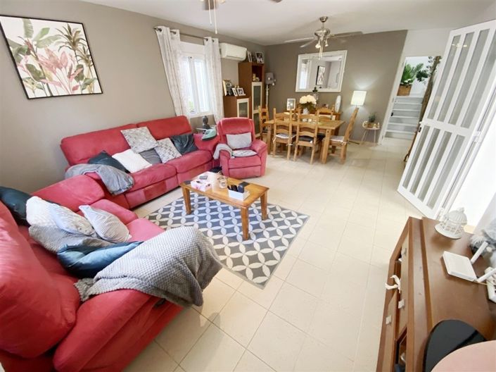 Image No.8-4 Bed Property for sale