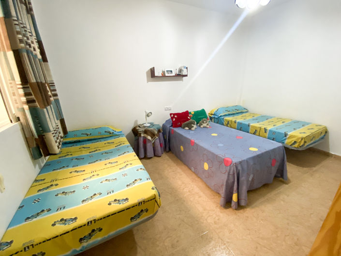 Image No.29-4 Bed Property for sale
