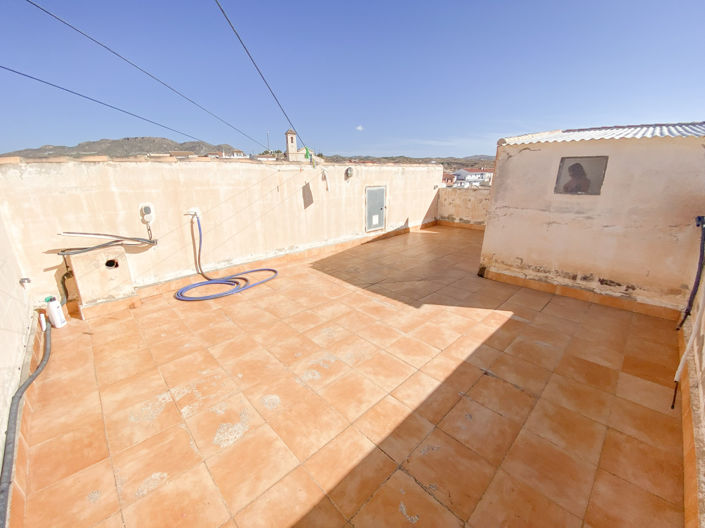 Image No.31-4 Bed Property for sale
