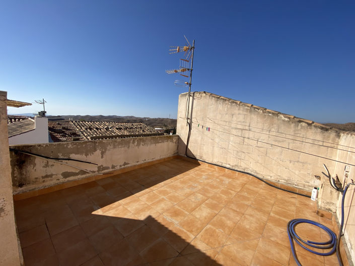 Image No.32-4 Bed Property for sale