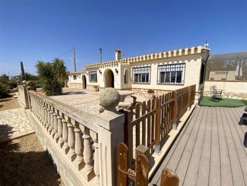 vh2818-country-house-for-sale-in-huercal-over