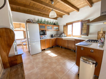 vh2838-country-house-for-sale-in-velez-rubio-