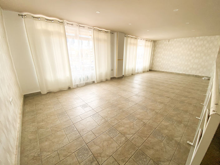 Image No.3-Commercial for sale
