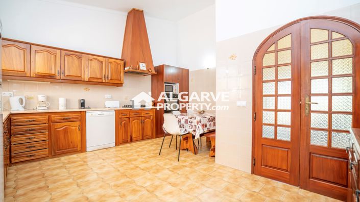Image No.7-3 Bed Villa for sale