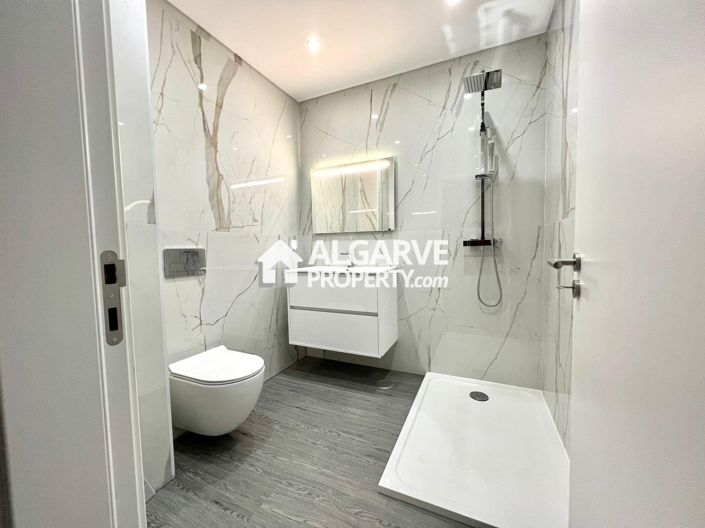 Image No.32-3 Bed Apartment for sale