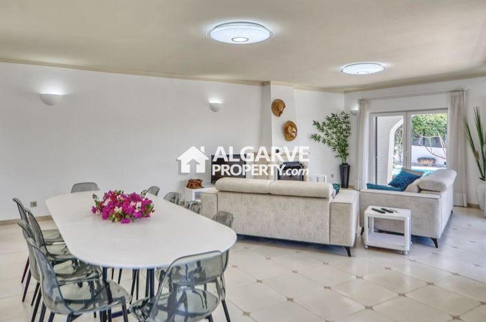 Image No.5-7 Bed Villa for sale