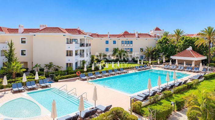 Luxury two bed apartment in "Hilton As Cascatas" Golf Resort & Spa em Vilamoura, Algarve